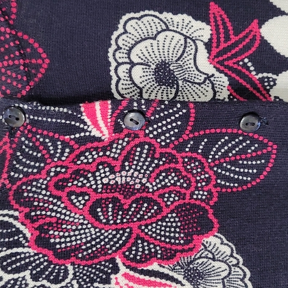TALBOTS | Navy Floral 3/4 Sleeve Button Up Cotton Sweater - Size Med Petite - Picture 5 of 7